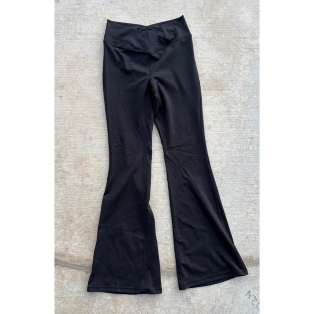 Yogalicious Lux Bella Double Criss Cross Flare Yoga Pants Black Womens Medium